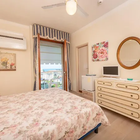 Tirreno 3* Forte dei Marmi