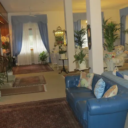 Tirreno Hotel